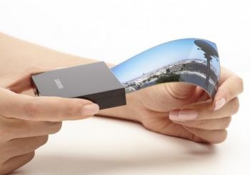 Five Display Panel Types for Wearable Devices
