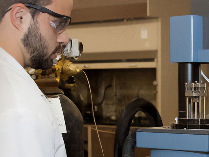 Beyond FR 4: Exploring Advanced PCB Materials for High Performance LED Lighting